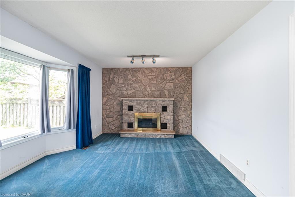 381 Kerman Avenue Property Photo 19