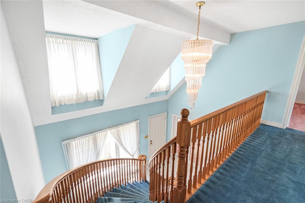 381 Kerman Avenue Property Photo 22