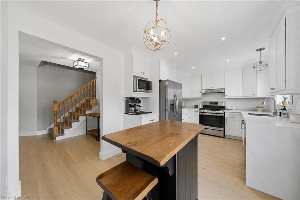 35 Rosebury Way Property Photo 12