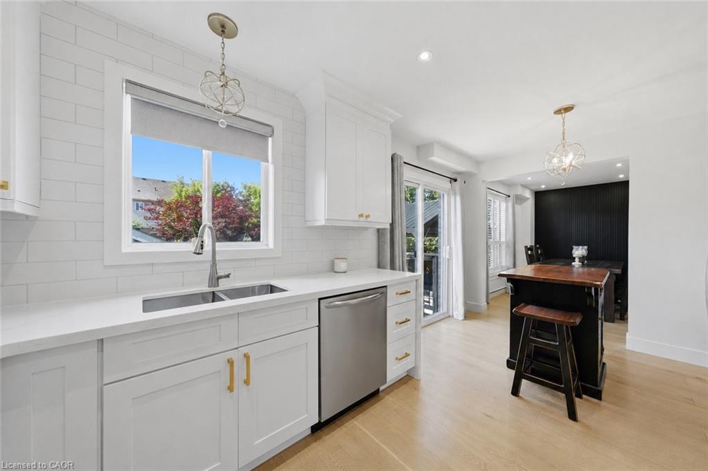 35 Rosebury Way Property Photo 18