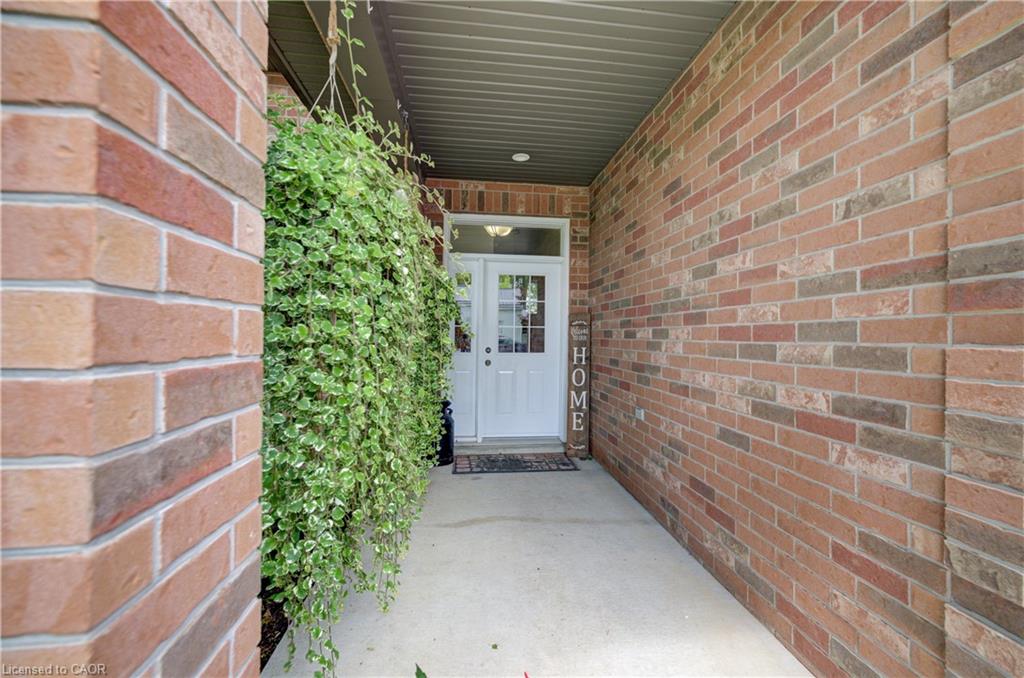 325 Mill Street Property Photo 5