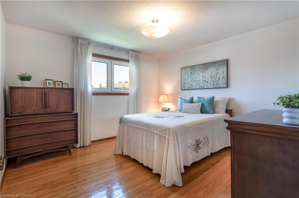 102 Markson Crescent Property Photo 14