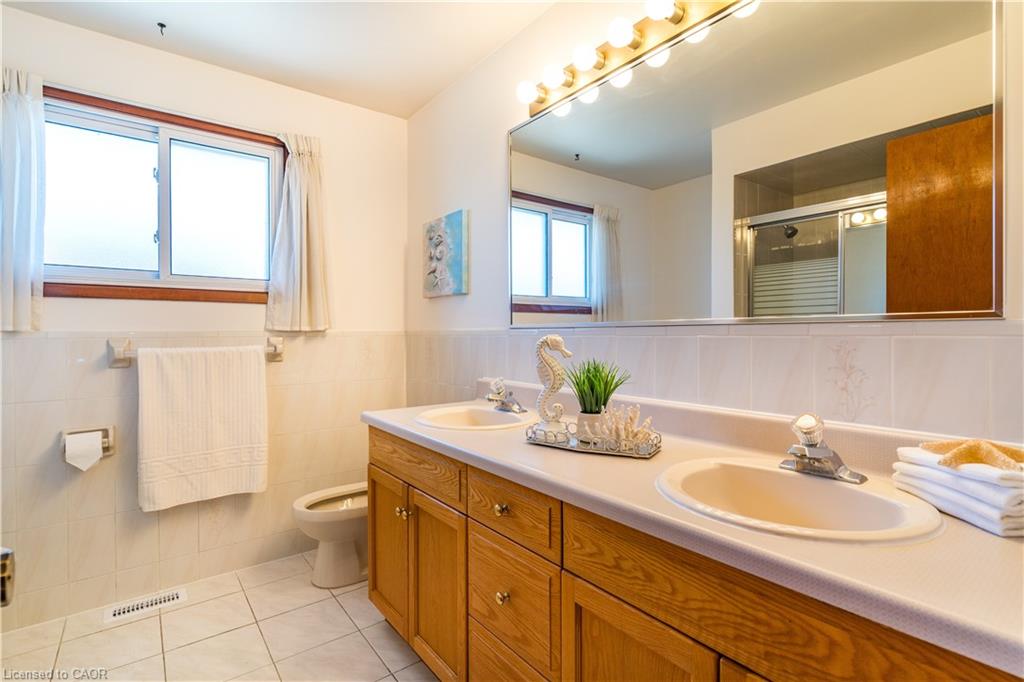 102 Markson Crescent Property Photo 17