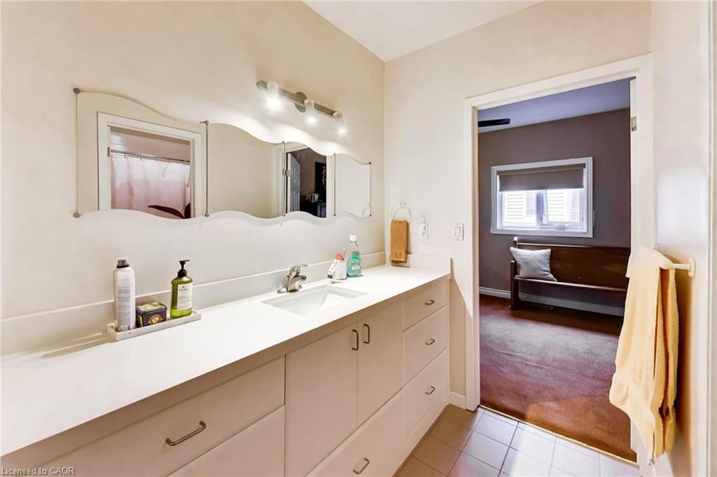 196 Grant Avenue Property Photo 11