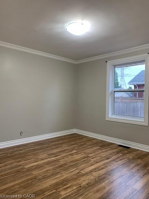 960 Dunsmure Road Property Photo 3