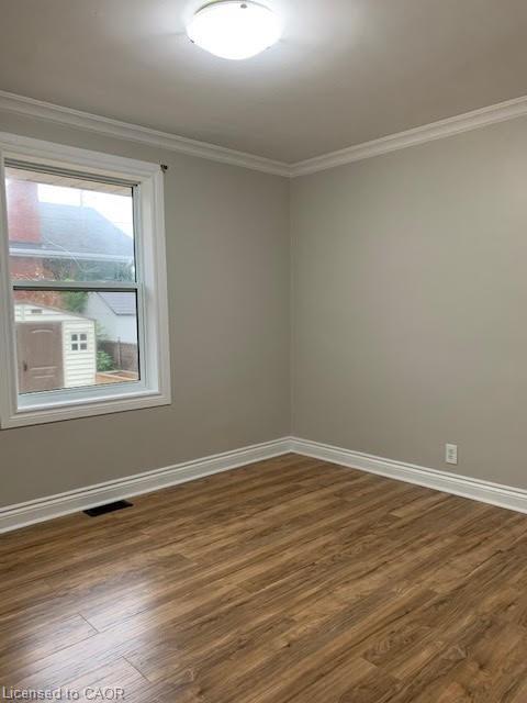 960 Dunsmure Road Property Photo 4