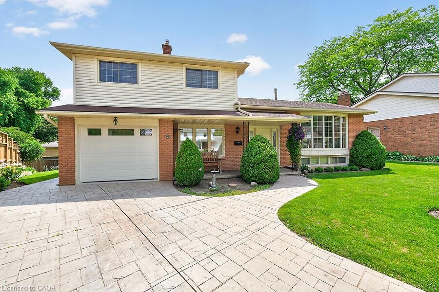 7 Elizabeth Court Property Photo 1