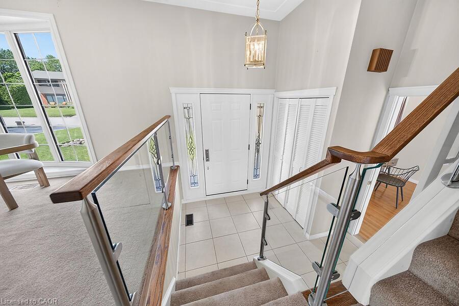 7 Elizabeth Court Property Photo 6