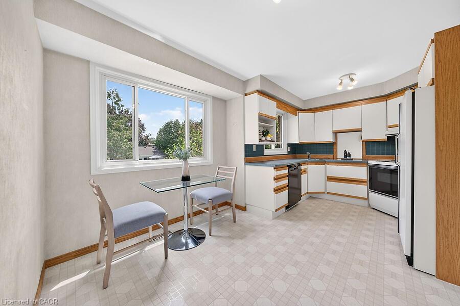 7 Elizabeth Court Property Photo 17