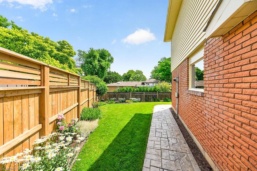 7 Elizabeth Court Property Photo 33