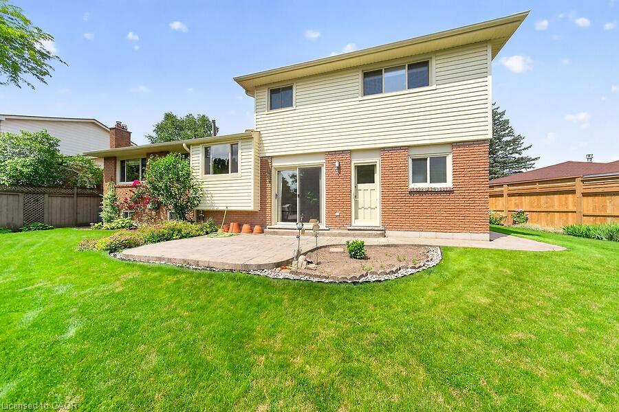 7 Elizabeth Court Property Photo 37