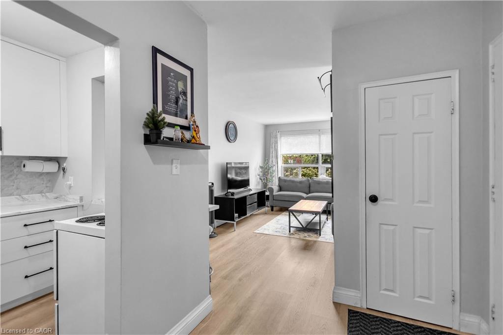302-57 Mericourt Road Property Photo 8
