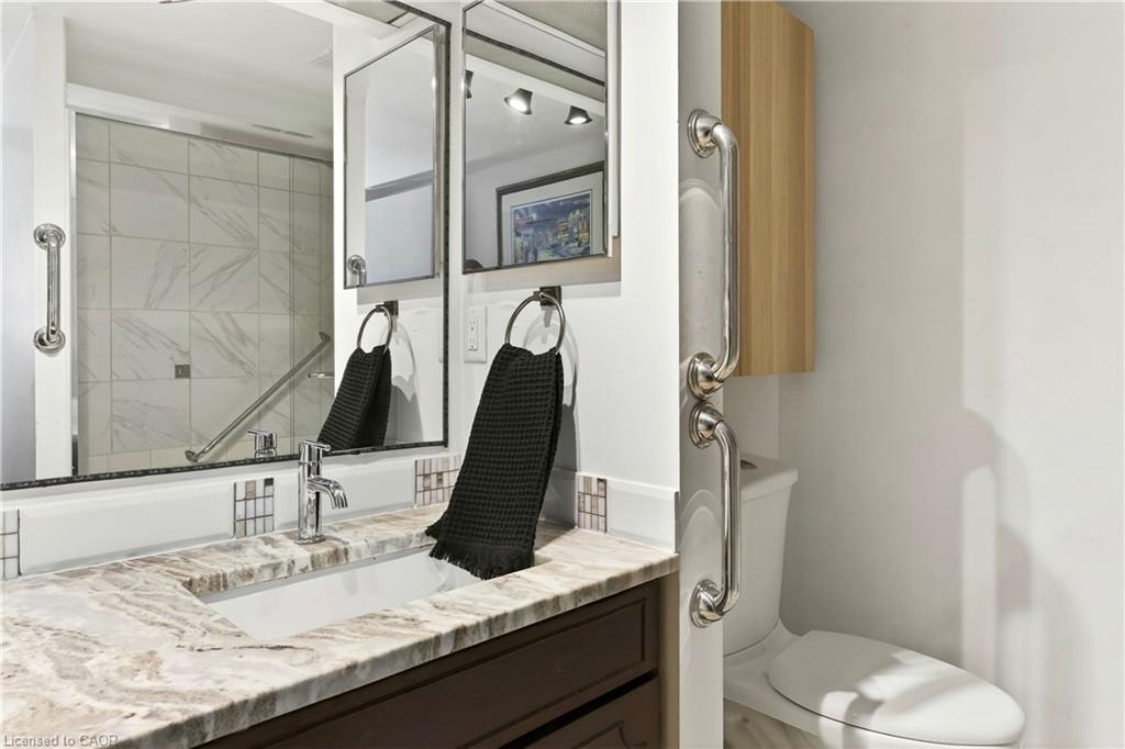 1003-222 Jackson Street W Property Photo 39