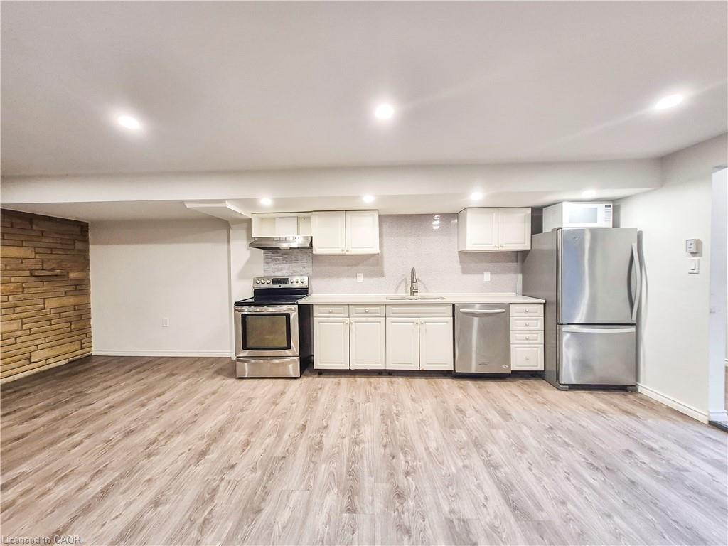11 Duncairn Avenue Property Photo 5