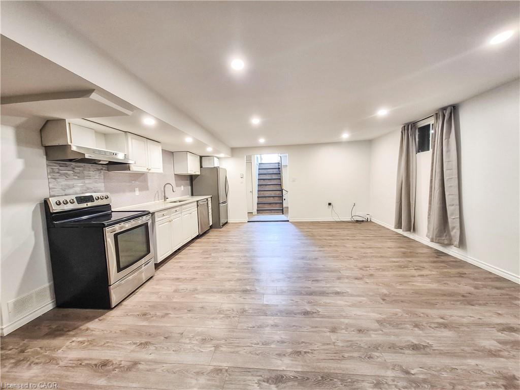 11 Duncairn Avenue Property Photo 7