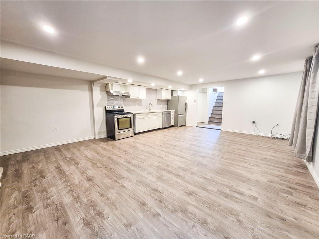 11 Duncairn Avenue Property Photo 8