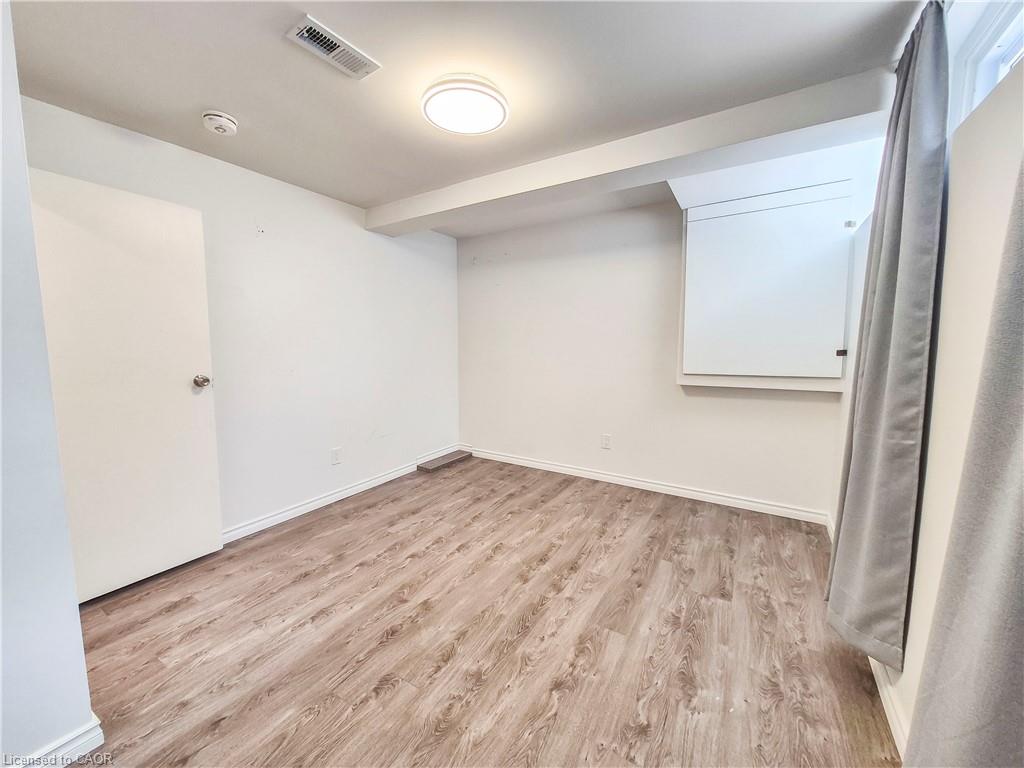 11 Duncairn Avenue Property Photo 12