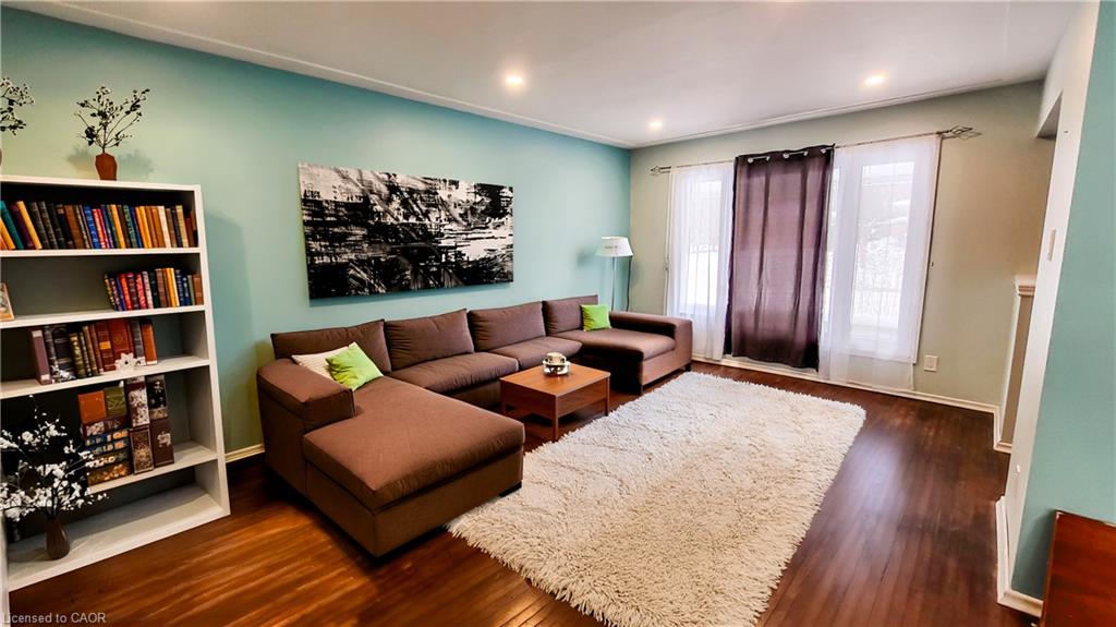 11 Duncairn Avenue Property Photo 18