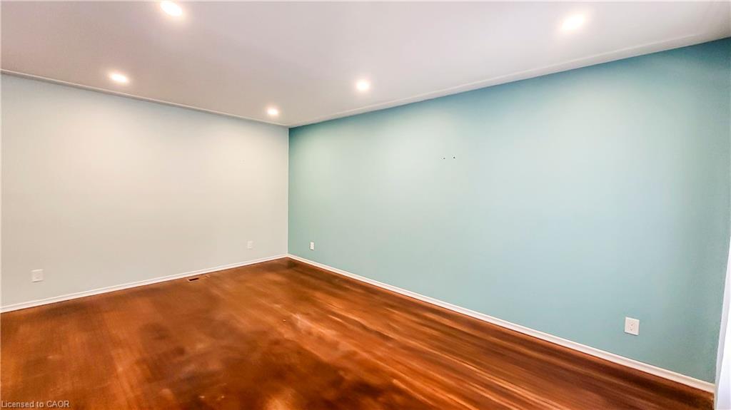 11 Duncairn Avenue Property Photo 19