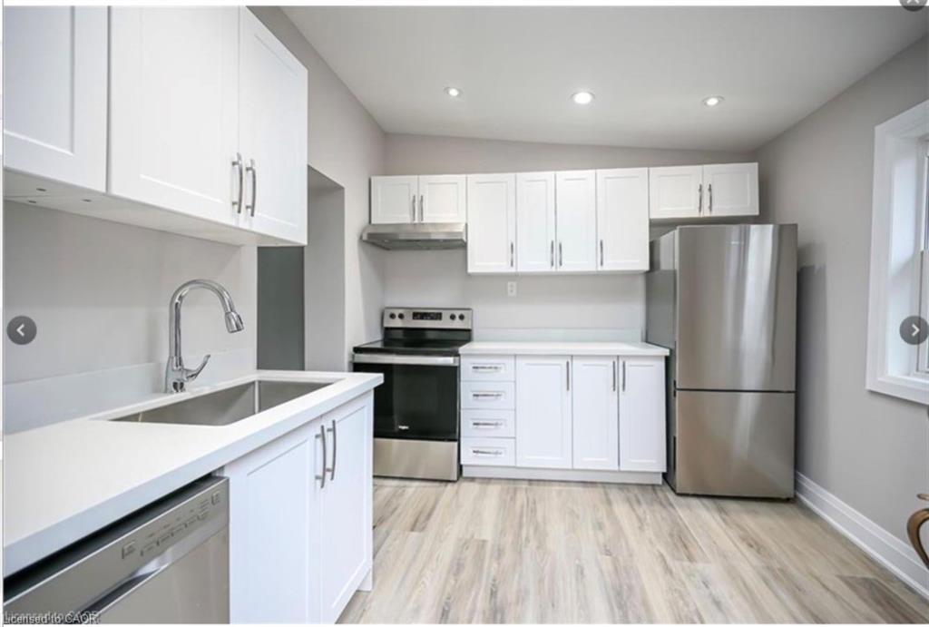 1024 Cannon Street E Property Photo 2