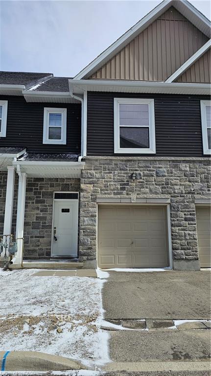 G3-439 Athlone Avenue Property Photo 2