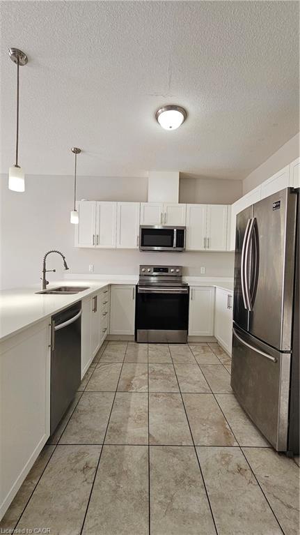 G3-439 Athlone Avenue Property Photo 7