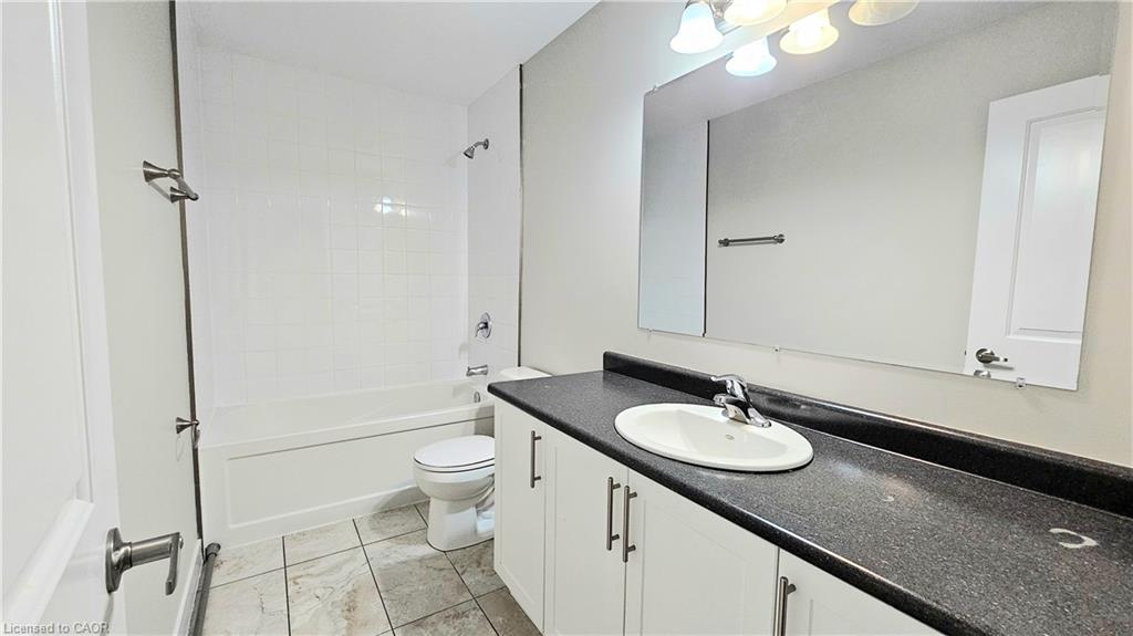 G3-439 Athlone Avenue Property Photo 15