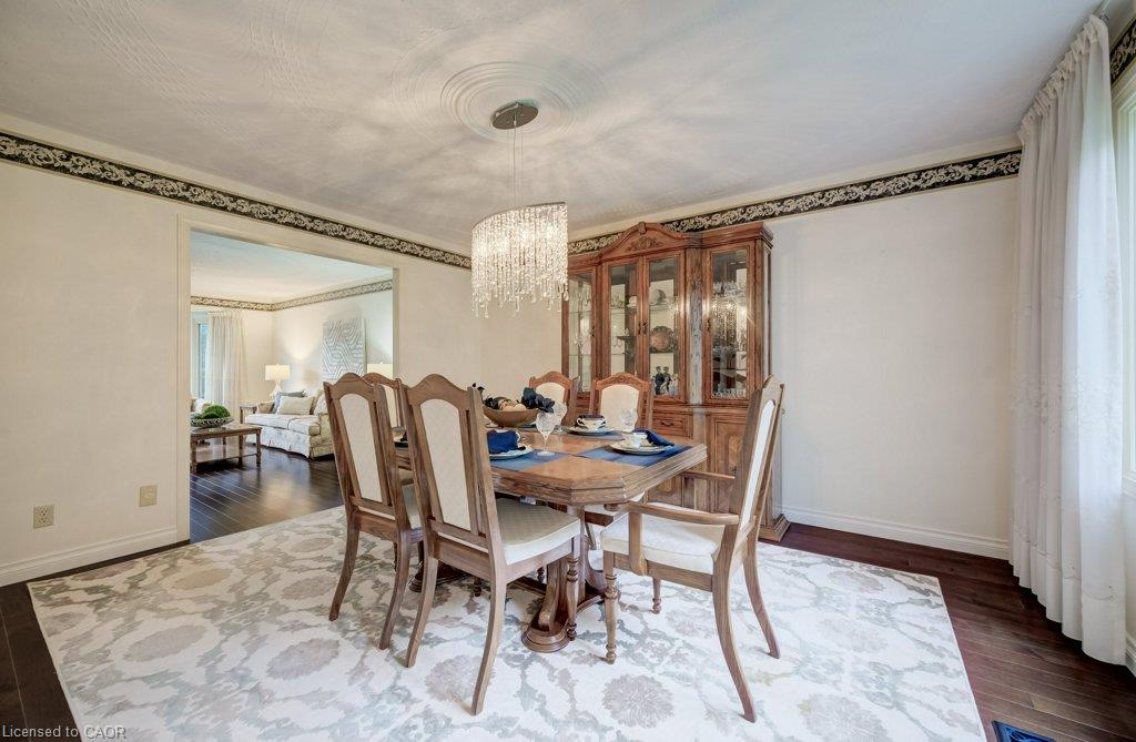 449 Knightsbridge Court Property Photo 15