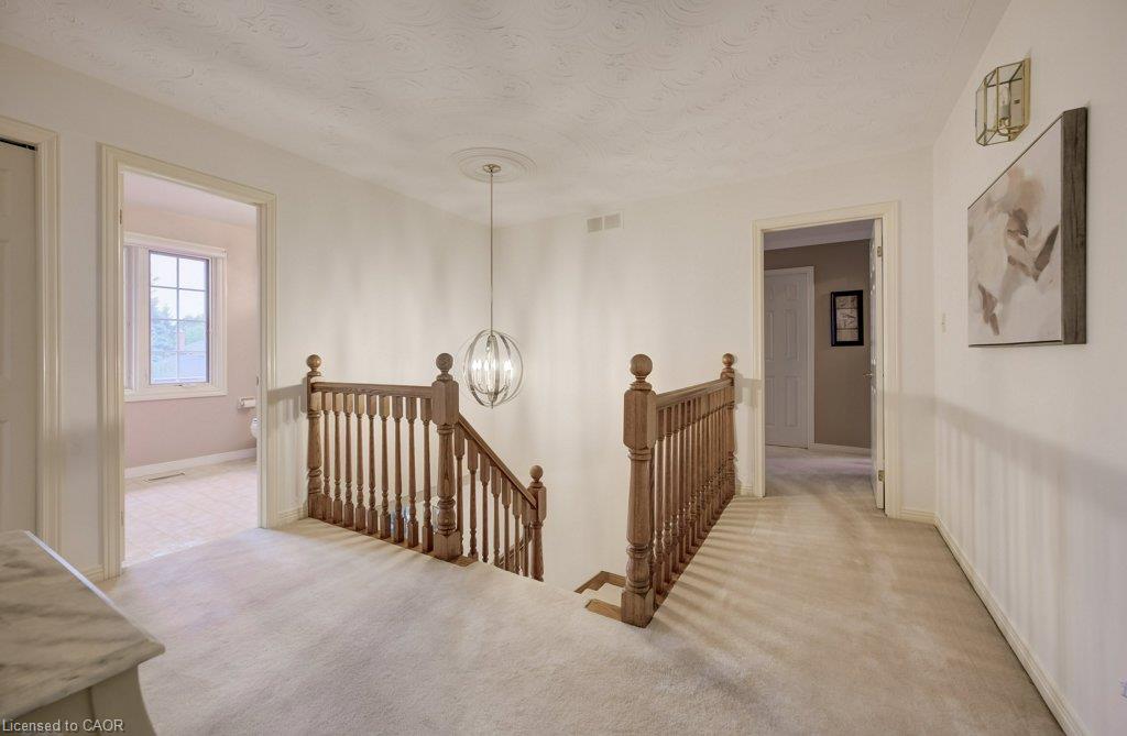 449 Knightsbridge Court Property Photo 22
