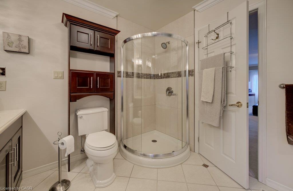 449 Knightsbridge Court Property Photo 29