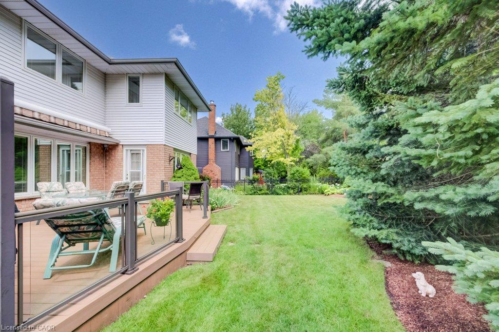 449 Knightsbridge Court Property Photo 42
