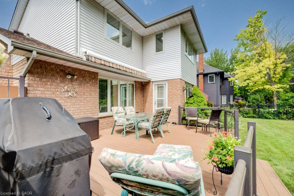 449 Knightsbridge Court Property Photo 43