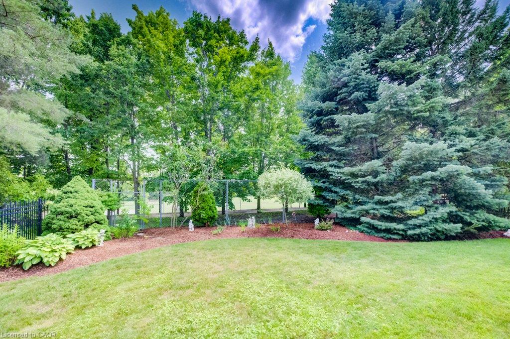 449 Knightsbridge Court Property Photo 44