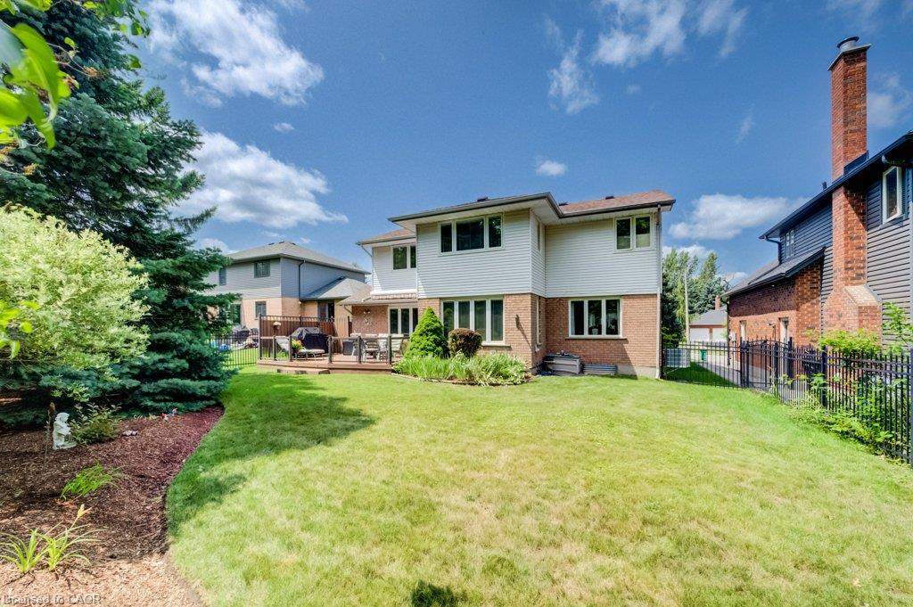 449 Knightsbridge Court Property Photo 45