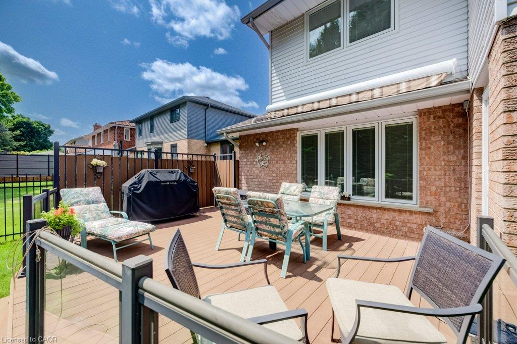 449 Knightsbridge Court Property Photo 47