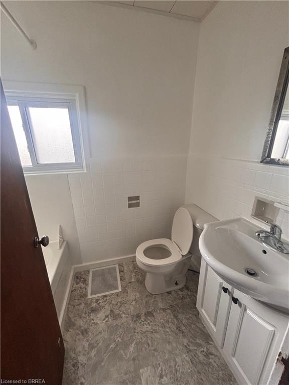 47 Grey Street Property Photo 12