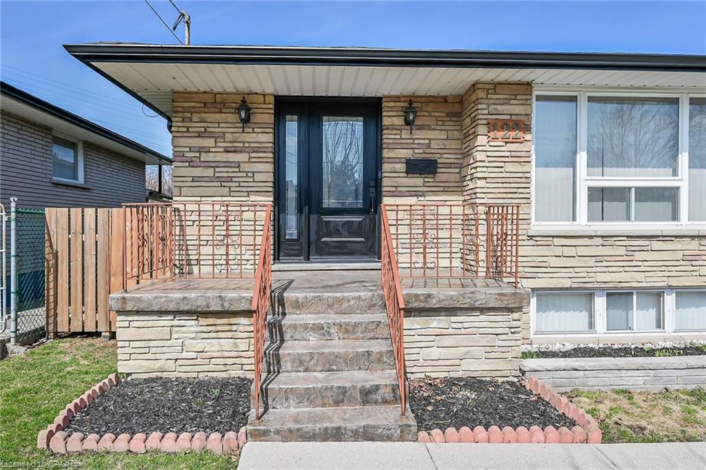 122 Glen Forest Drive Property Photo 4