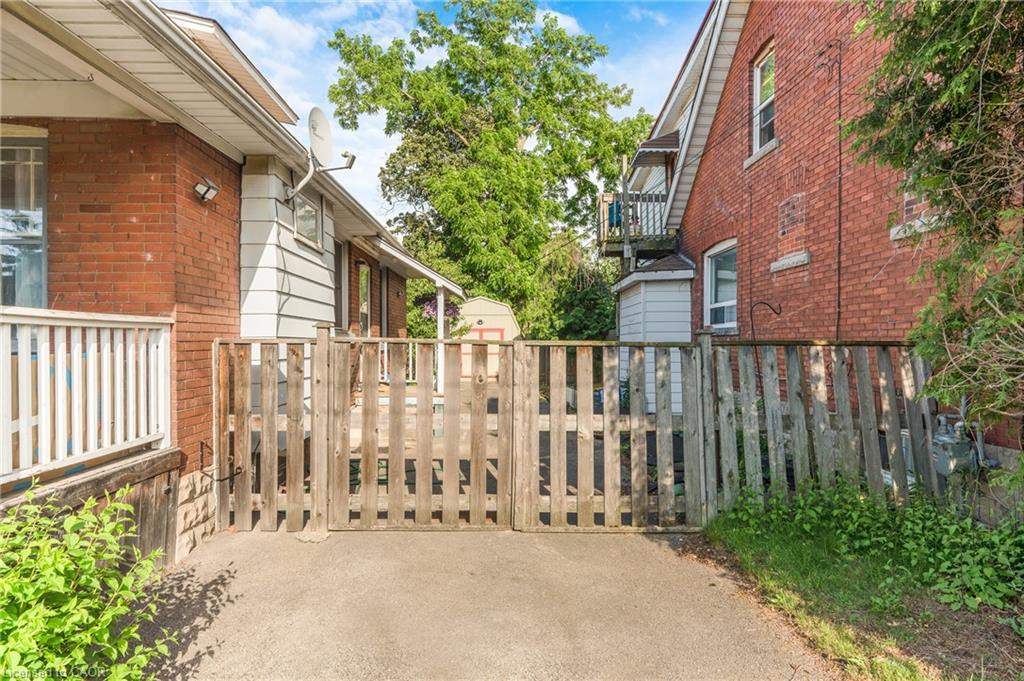 295 Keswick Court Property Photo 15