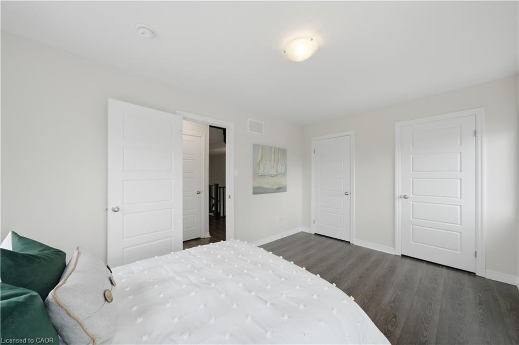 10-70 Plains Road W Property Photo 18