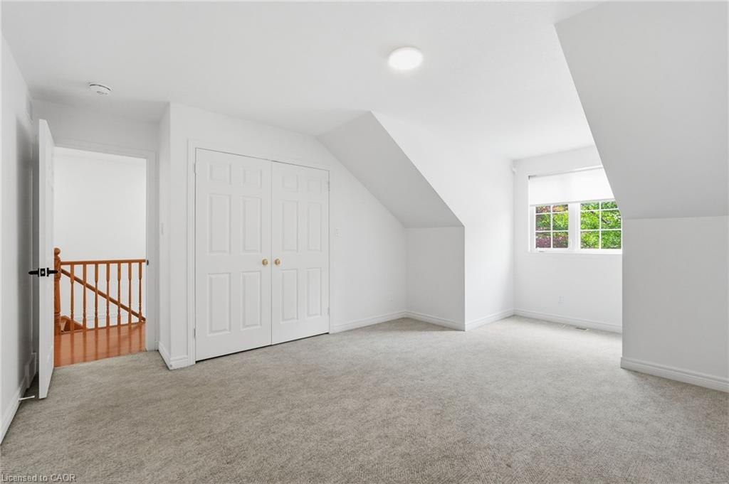 292 Thorncrest Drive Property Photo 29