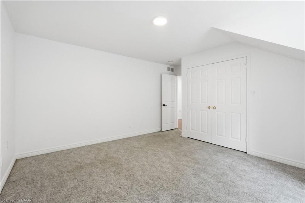 292 Thorncrest Drive Property Photo 30