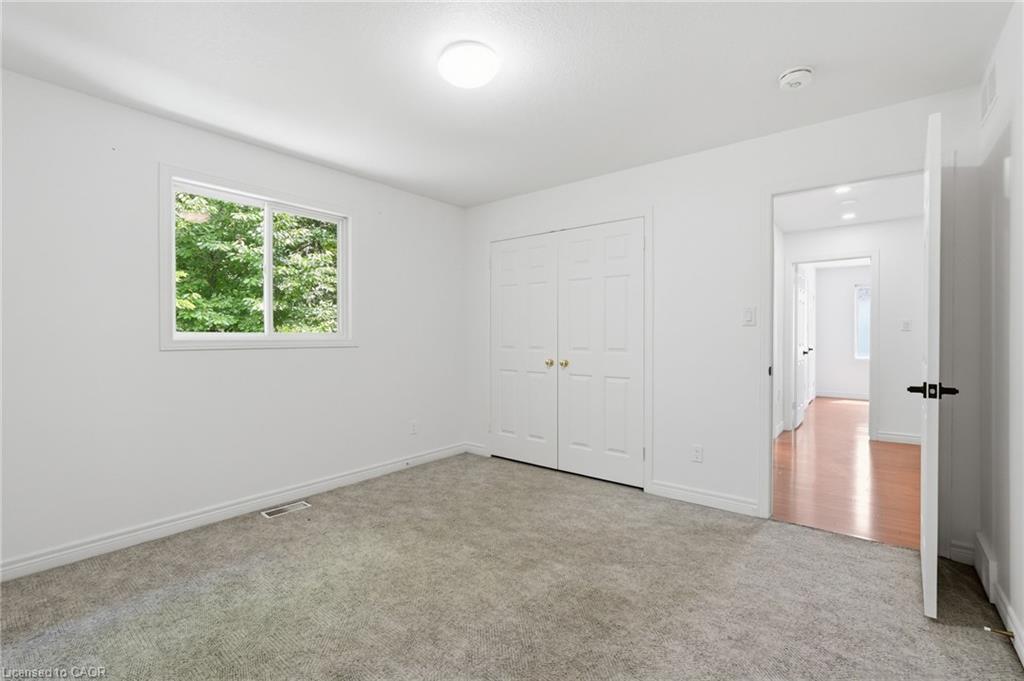 292 Thorncrest Drive Property Photo 32