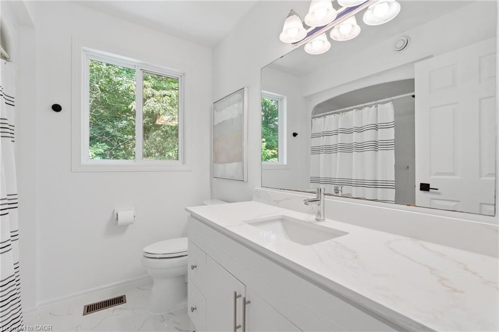 292 Thorncrest Drive Property Photo 34