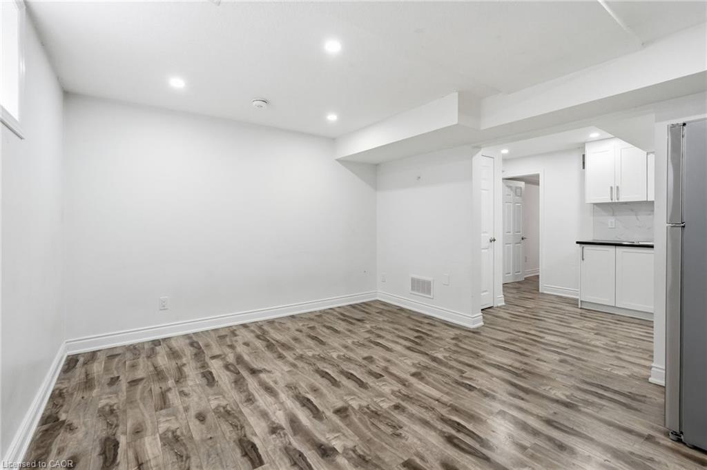 292 Thorncrest Drive Property Photo 40