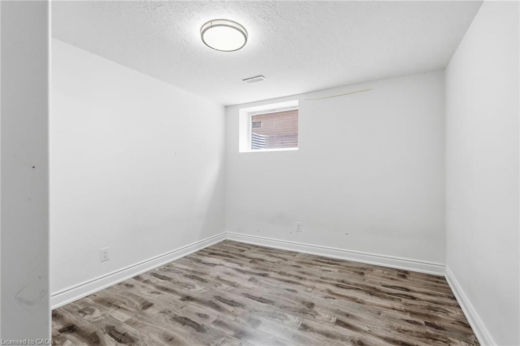 292 Thorncrest Drive Property Photo 42