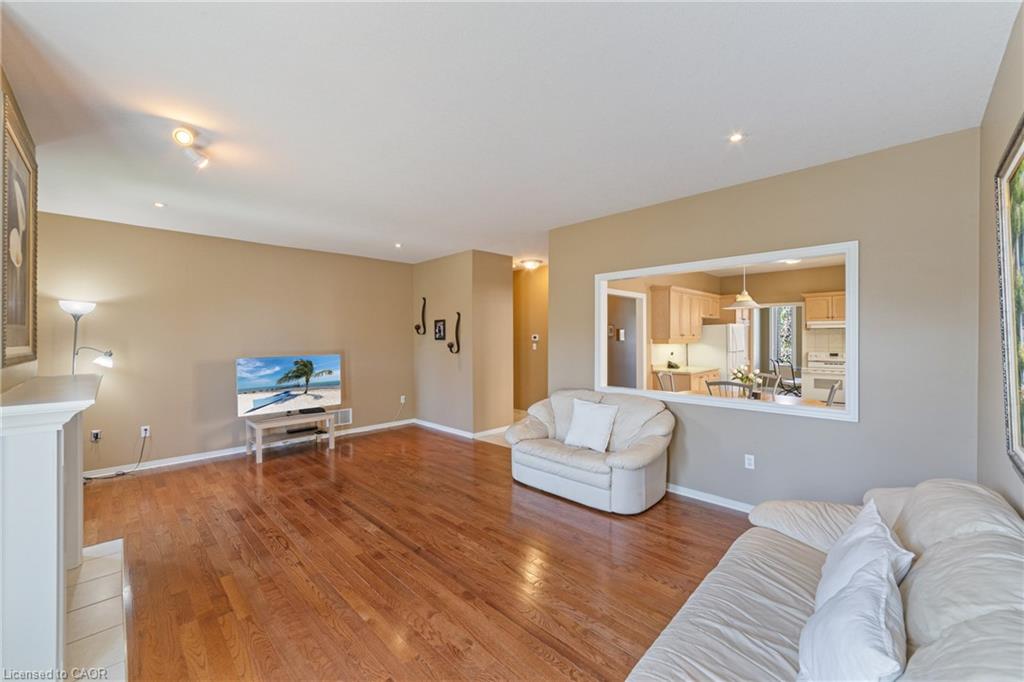 96 Second Road W Property Photo 15