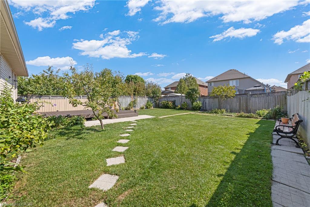 96 Second Road W Property Photo 36