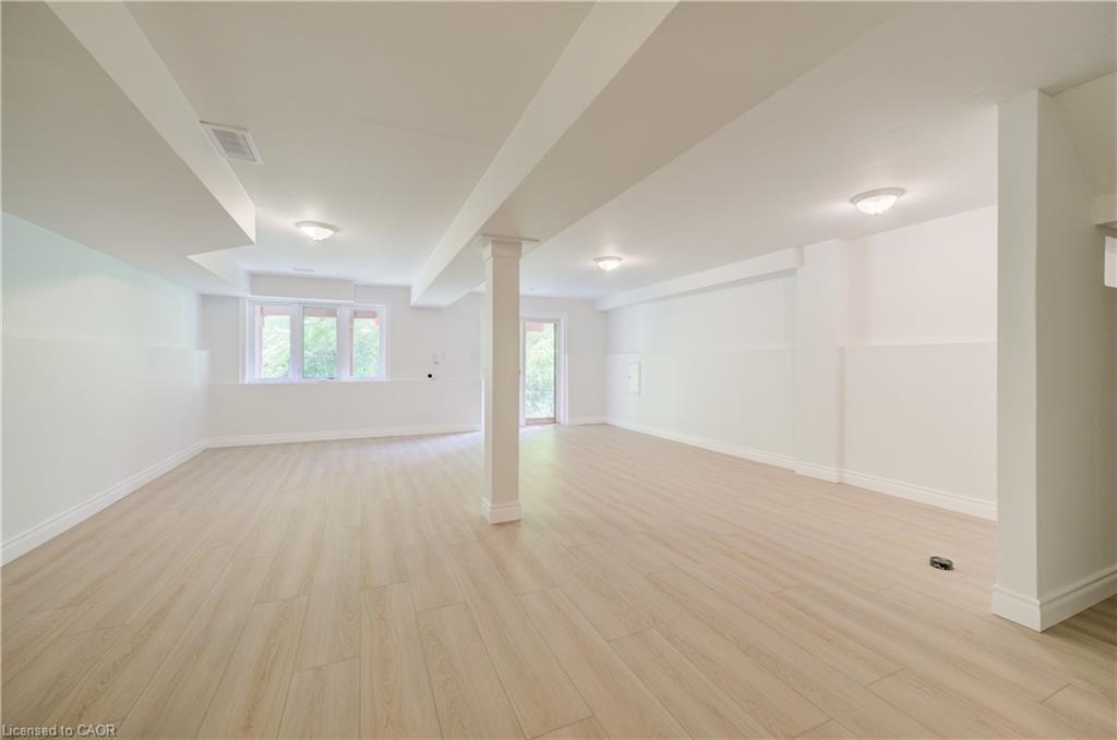 569 Violet Street Property Photo 23