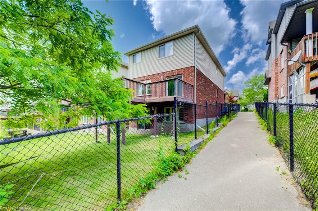 569 Violet Street Property Photo 27