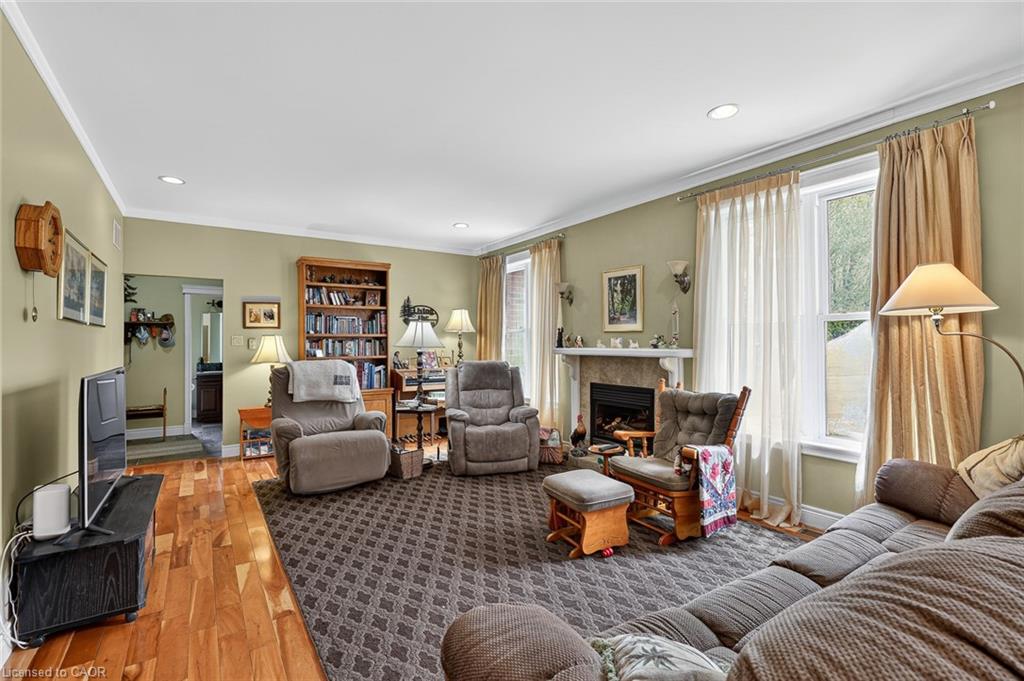 15 Hampden Street Property Photo 14
